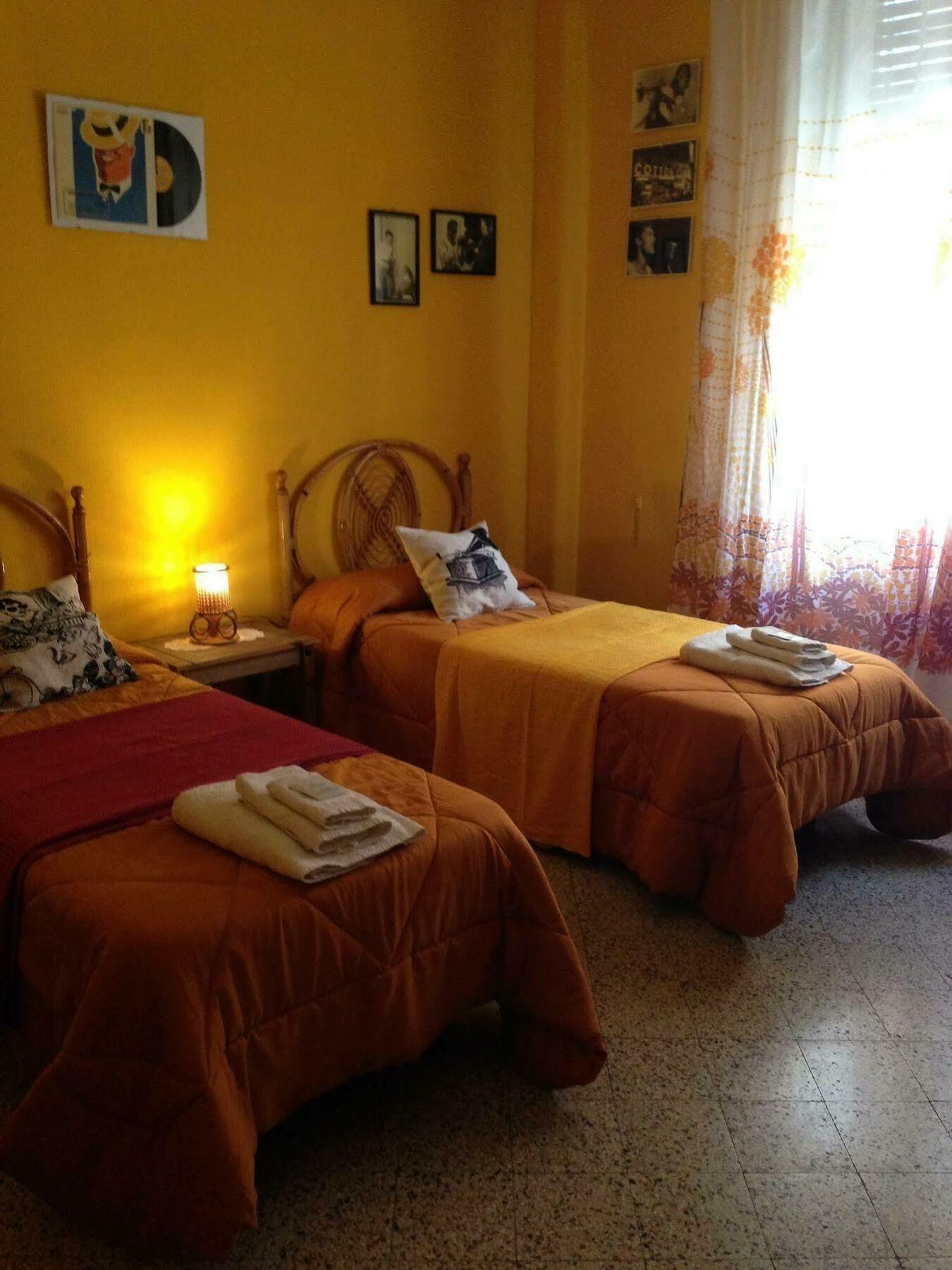 B&B Radioretro Palermo Bagian luar foto